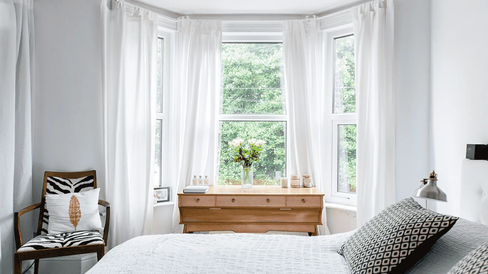 aint colors for small rooms
